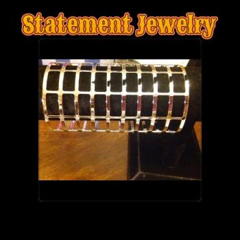 Image of CUT OUT CUFF